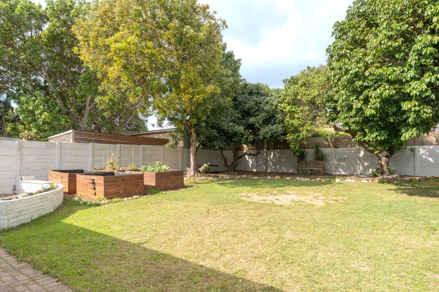 3 Bedroom Property for Sale in Sun Valley Western Cape